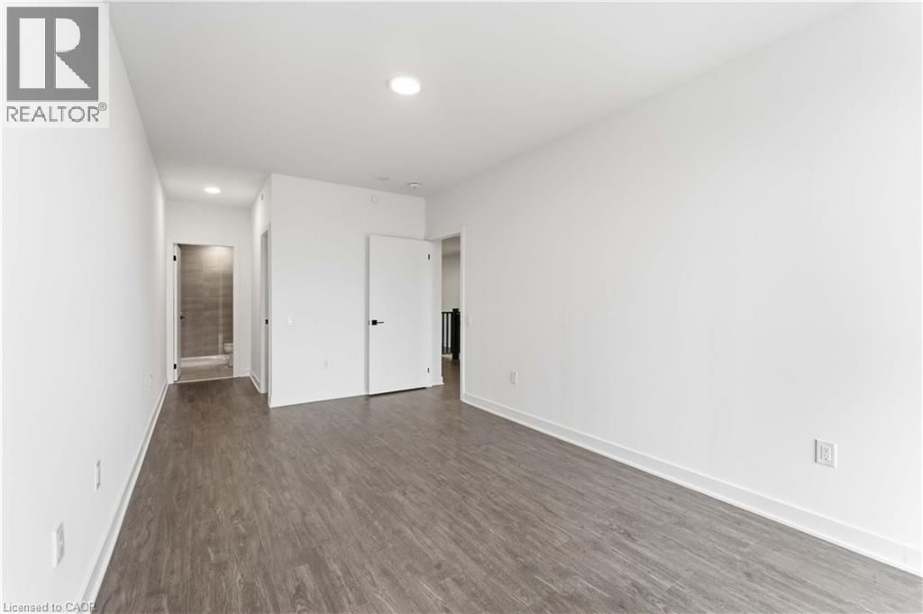 2782 Barton Street E Unit# 108, Hamilton, ON - Indoor Photo Showing Other Room