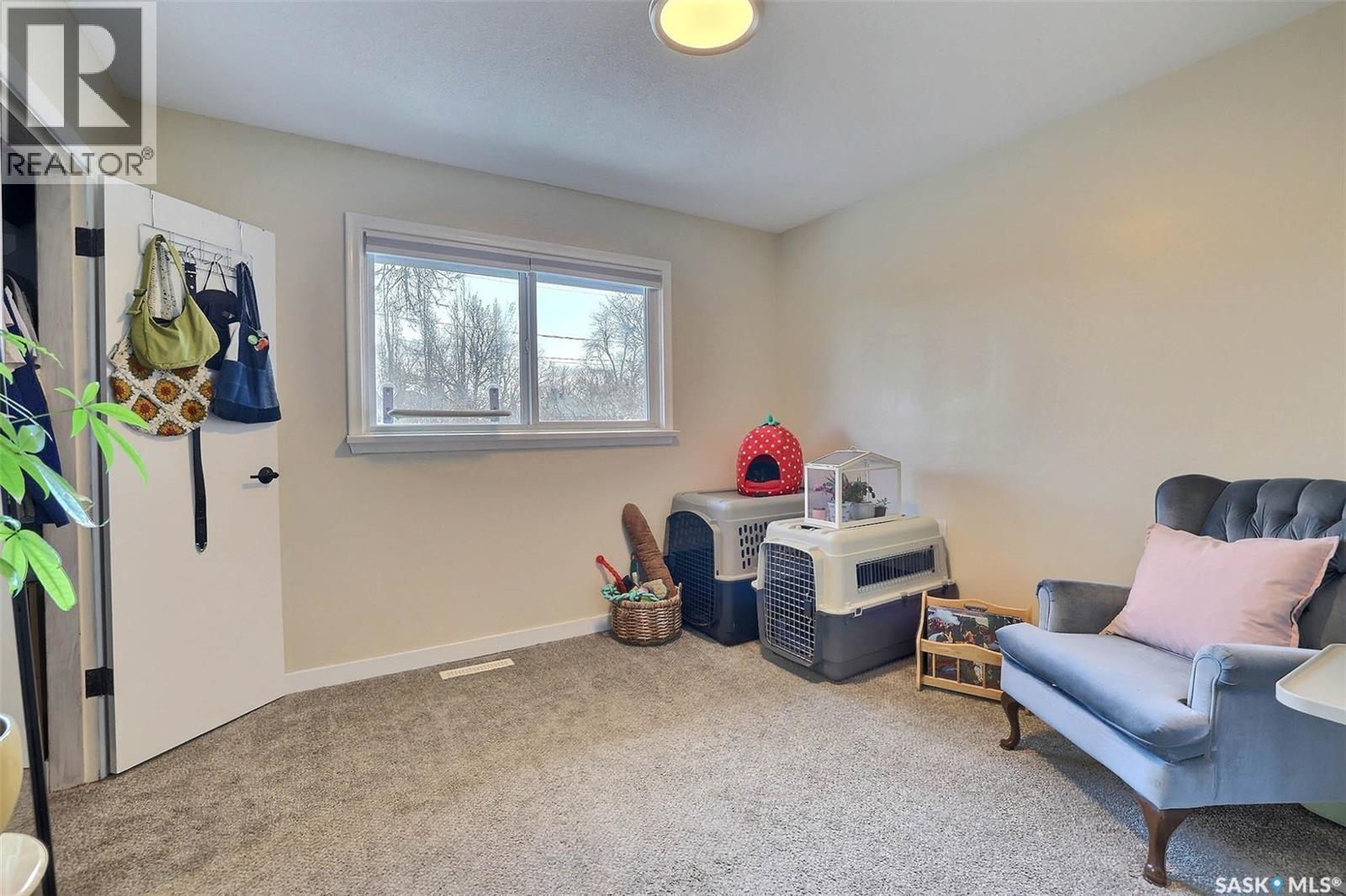 617 Mullin Avenue E, Regina, SK - Indoor