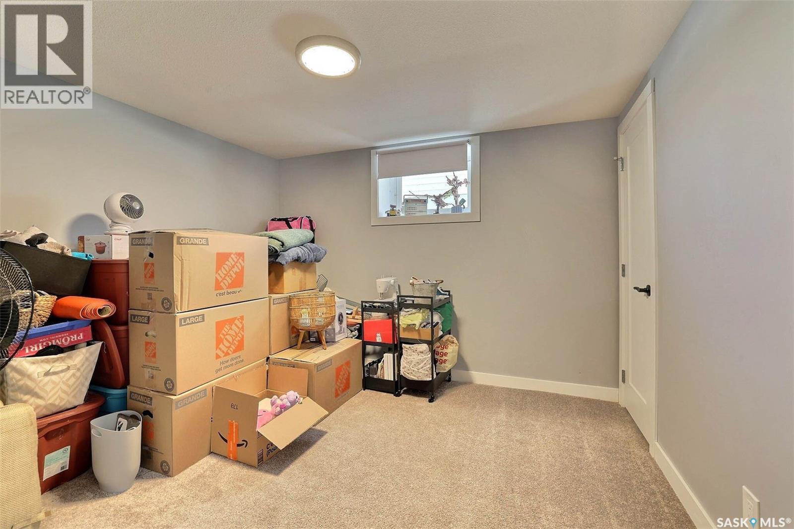 617 Mullin Avenue E, Regina, SK - Indoor