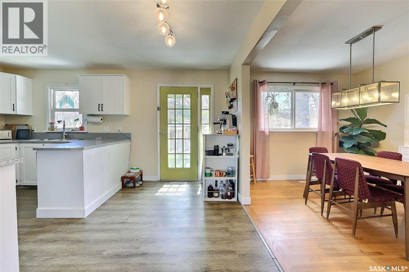 617 Mullin Avenue E, Regina, SK - Indoor