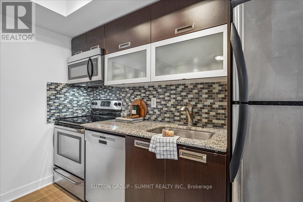 1012 - 100 Western Battery Road, Toronto, ON - Indoor Photo Showing Kitchen With Stainless Steel Kitchen With Upgraded Kitchen