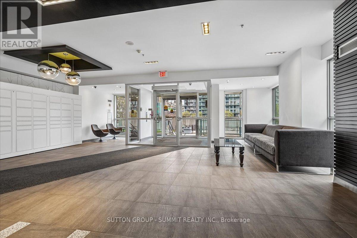 North Entrance Lobby - 1012 - 100 Western Battery Road, Toronto, ON - Indoor