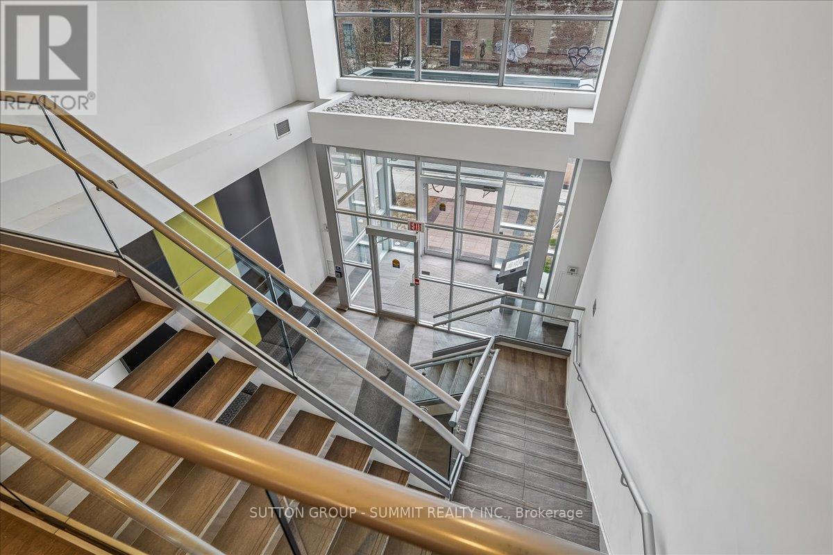 West Entrance - 1012 - 100 Western Battery Road, Toronto, ON - Indoor Photo Showing Other Room