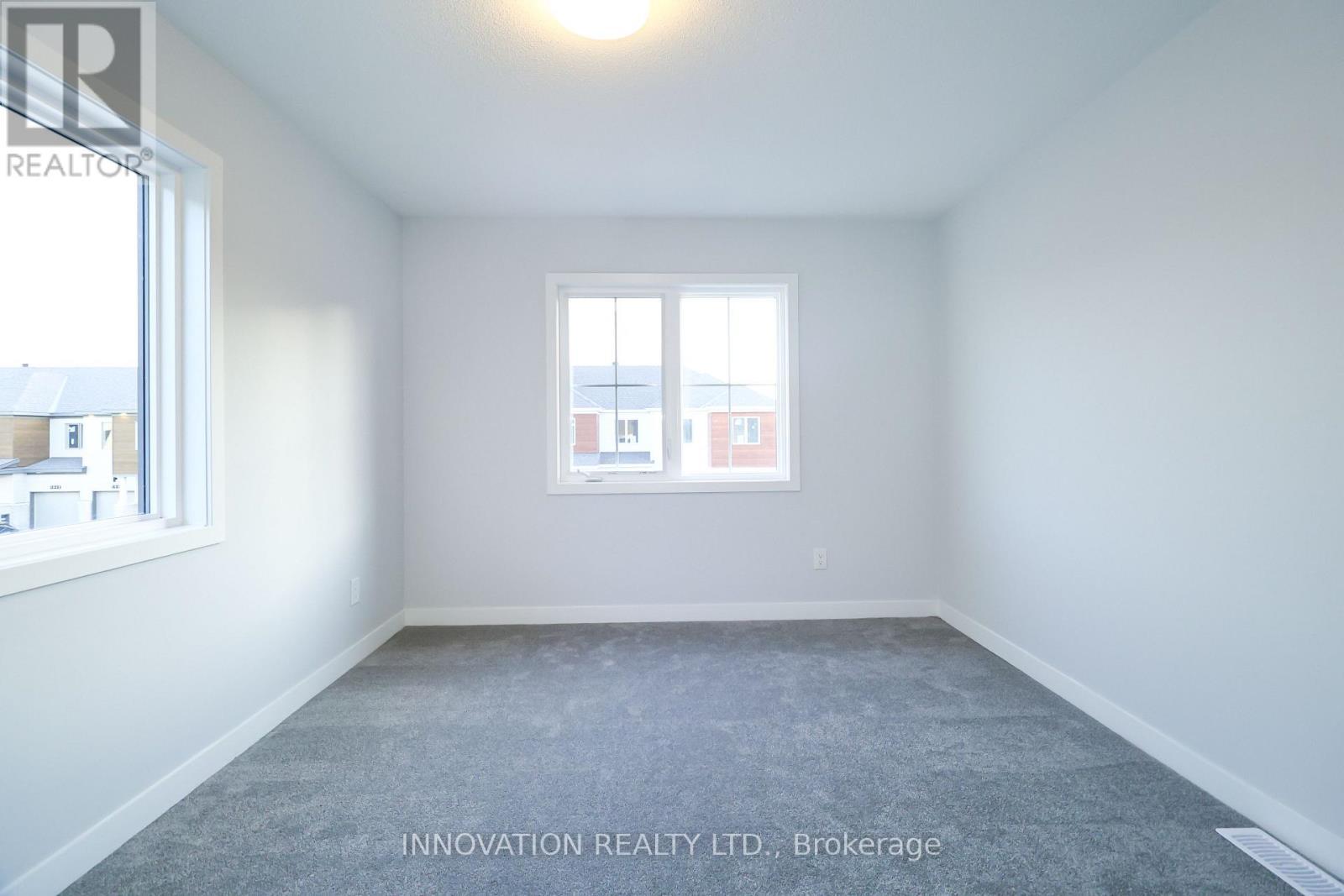 1033 Elixir Place, Ottawa, ON - Indoor Photo Showing Other Room
