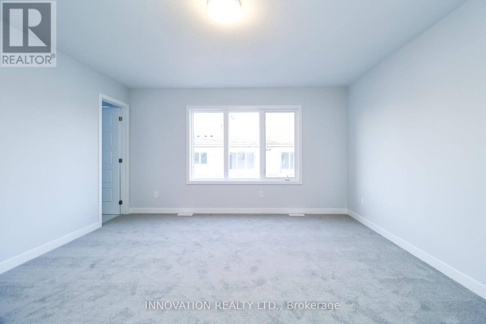 1033 Elixir Place, Ottawa, ON - Indoor Photo Showing Other Room