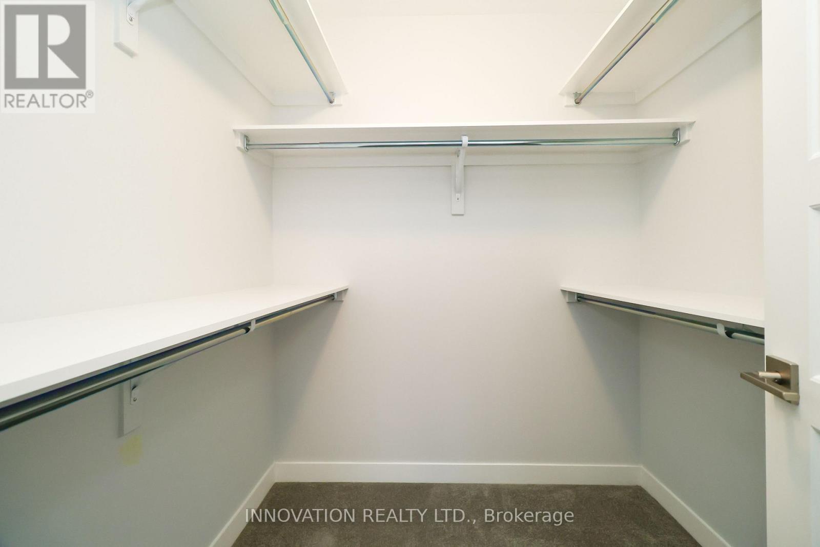 1033 Elixir Place, Ottawa, ON - Indoor With Storage