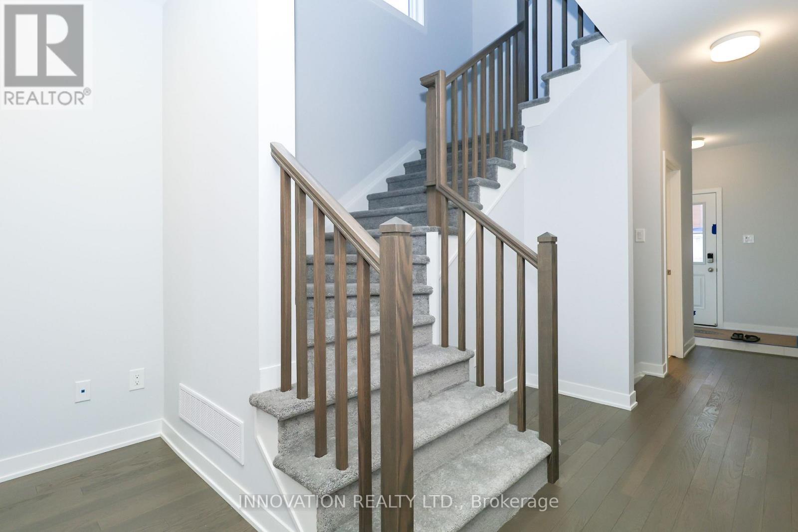 1033 Elixir Place, Ottawa, ON - Indoor Photo Showing Other Room