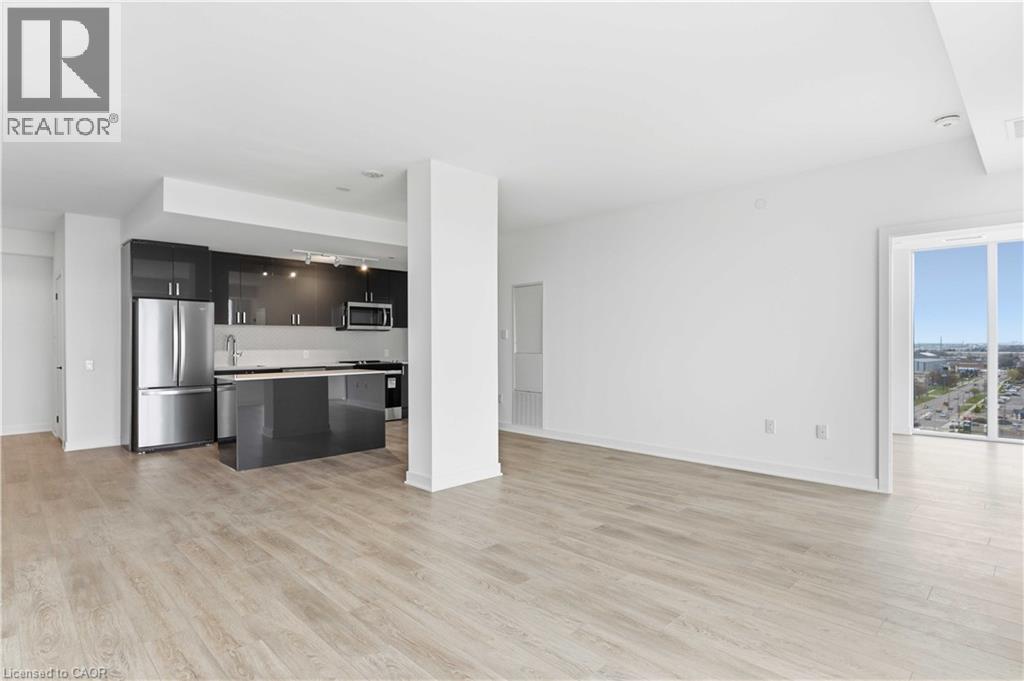2782 Barton Street E Unit# 1017, Hamilton, ON - Indoor Photo Showing Kitchen With Stainless Steel Kitchen