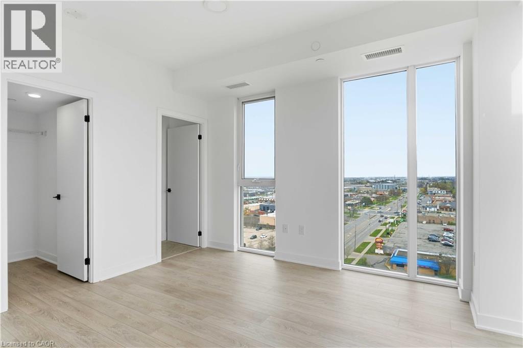 2782 Barton Street E Unit# 1017, Hamilton, ON - Indoor Photo Showing Other Room