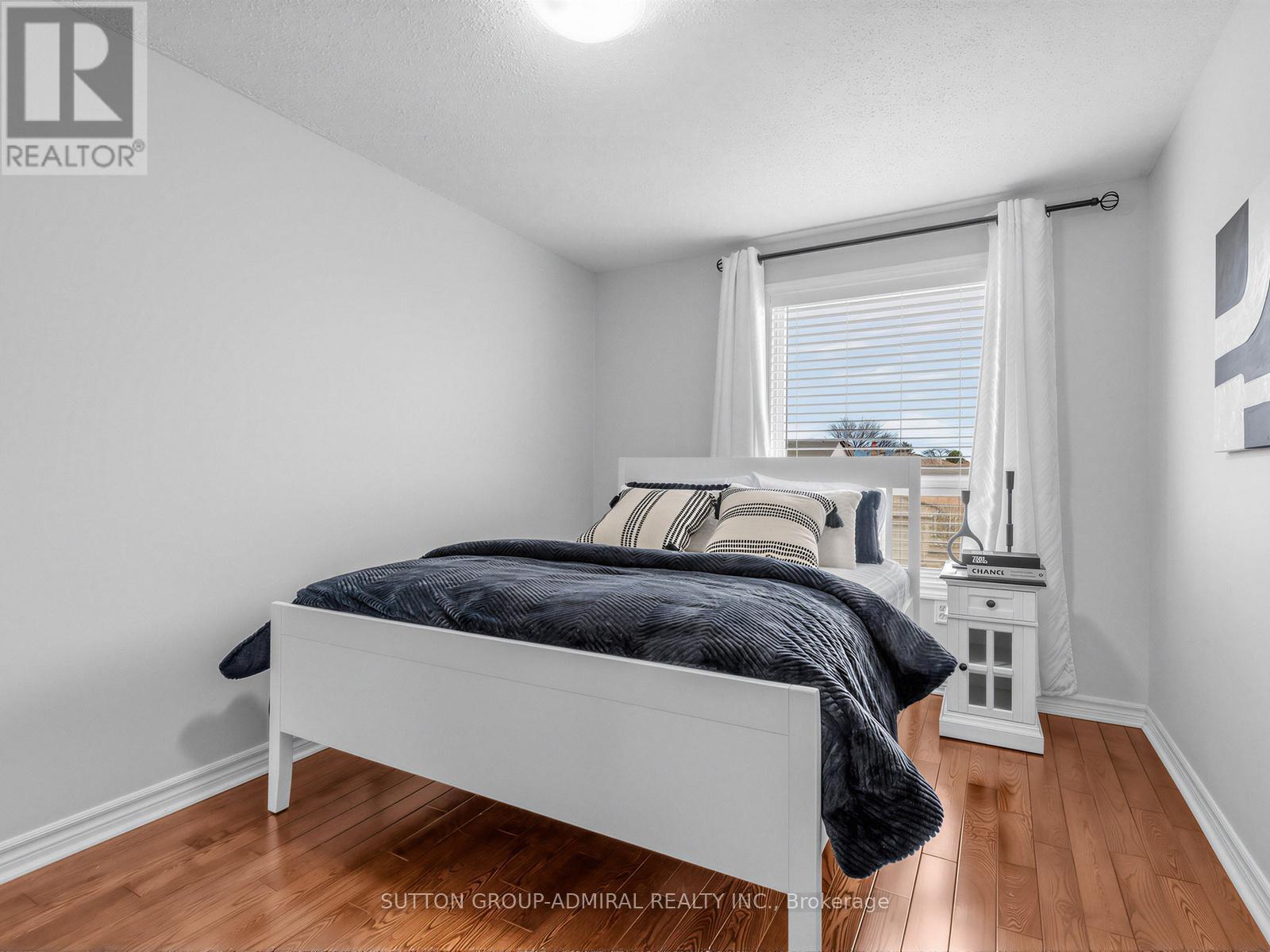 155 Mabley Crescent, Vaughan, ON - Indoor Photo Showing Bedroom