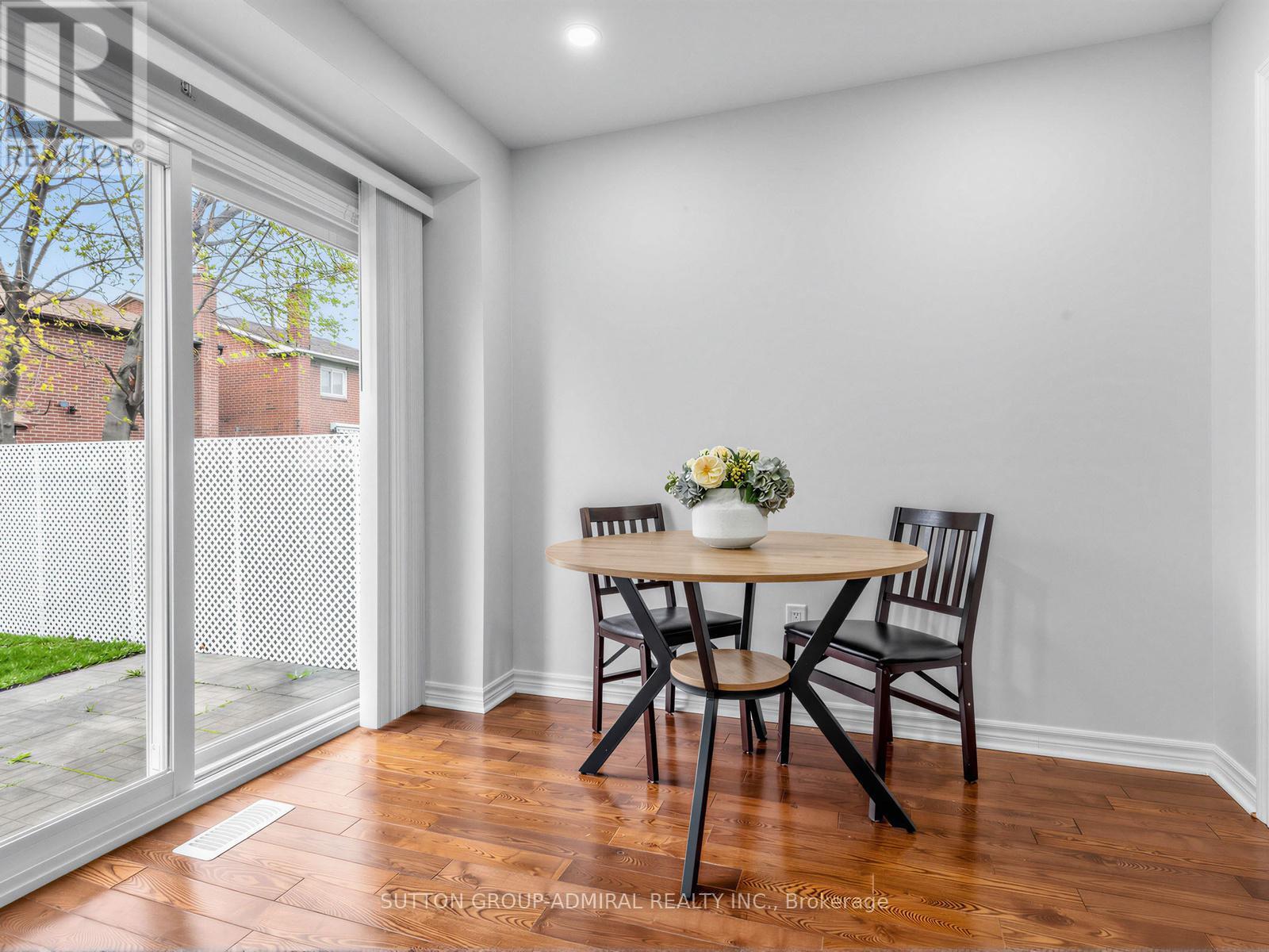 155 Mabley Crescent, Vaughan, ON - Indoor