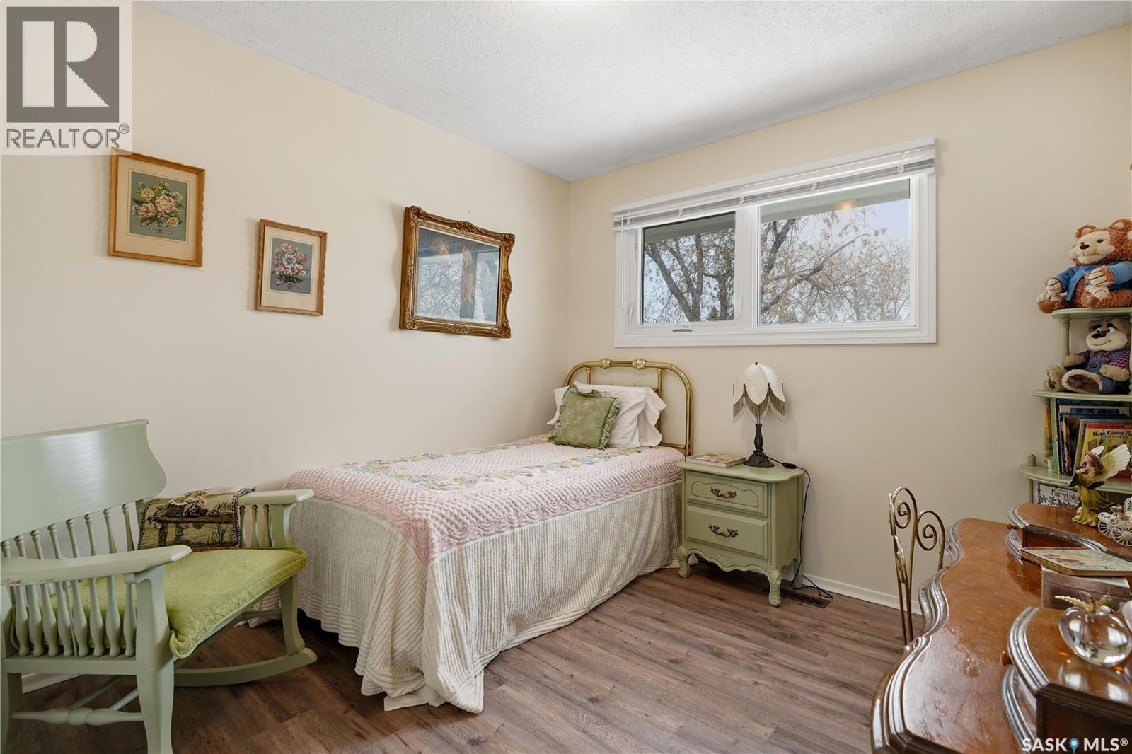 110 Mccarthy Boulevard N, Regina, SK - Indoor Photo Showing Bedroom