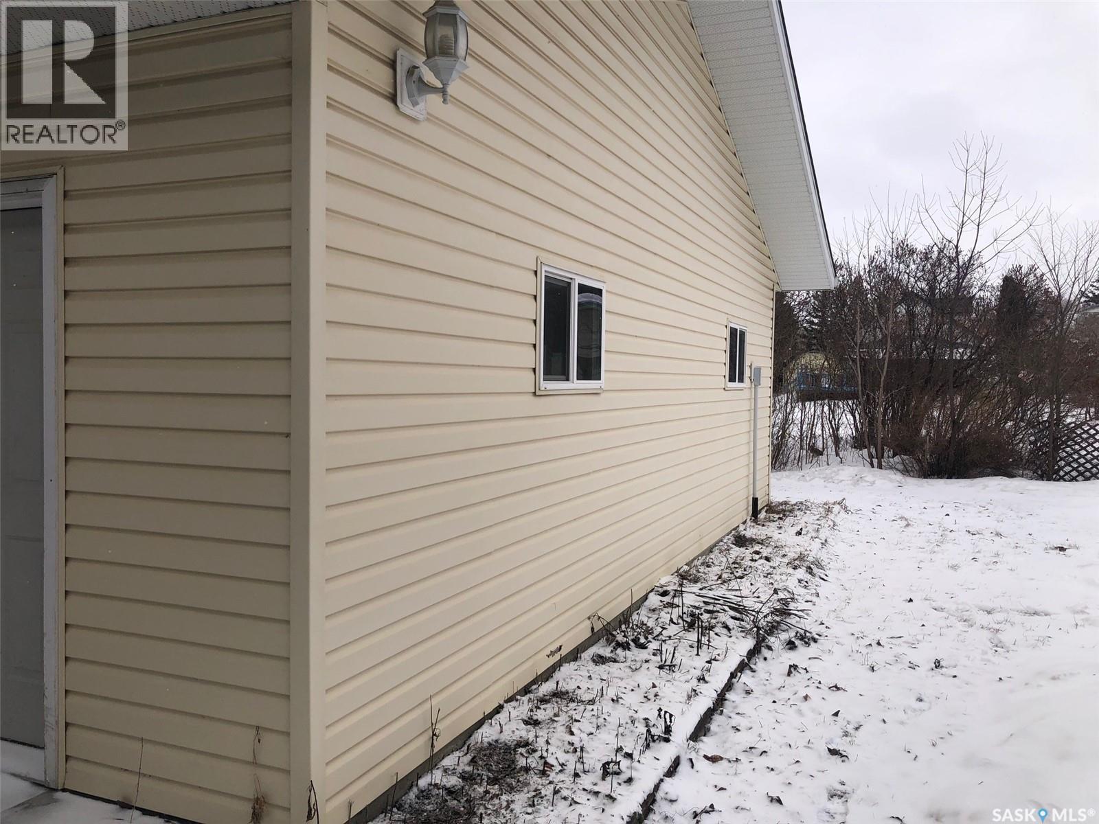 220 Eighth Avenue E, Canora, SK - Outdoor With Exterior