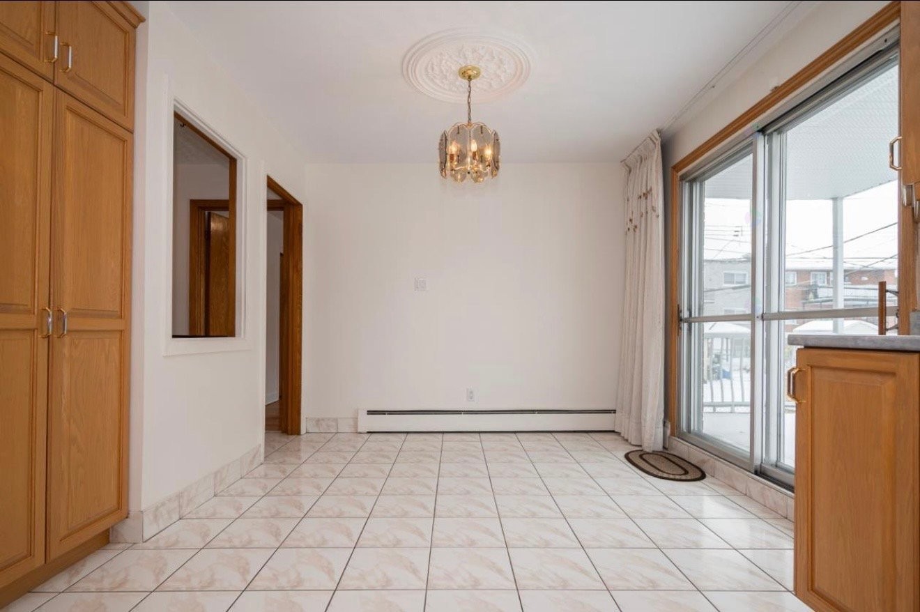 Dining Room - 8502 Rue Chauveau, Montréal (Saint-Léonard), QC - Indoor Photo Showing Other Room