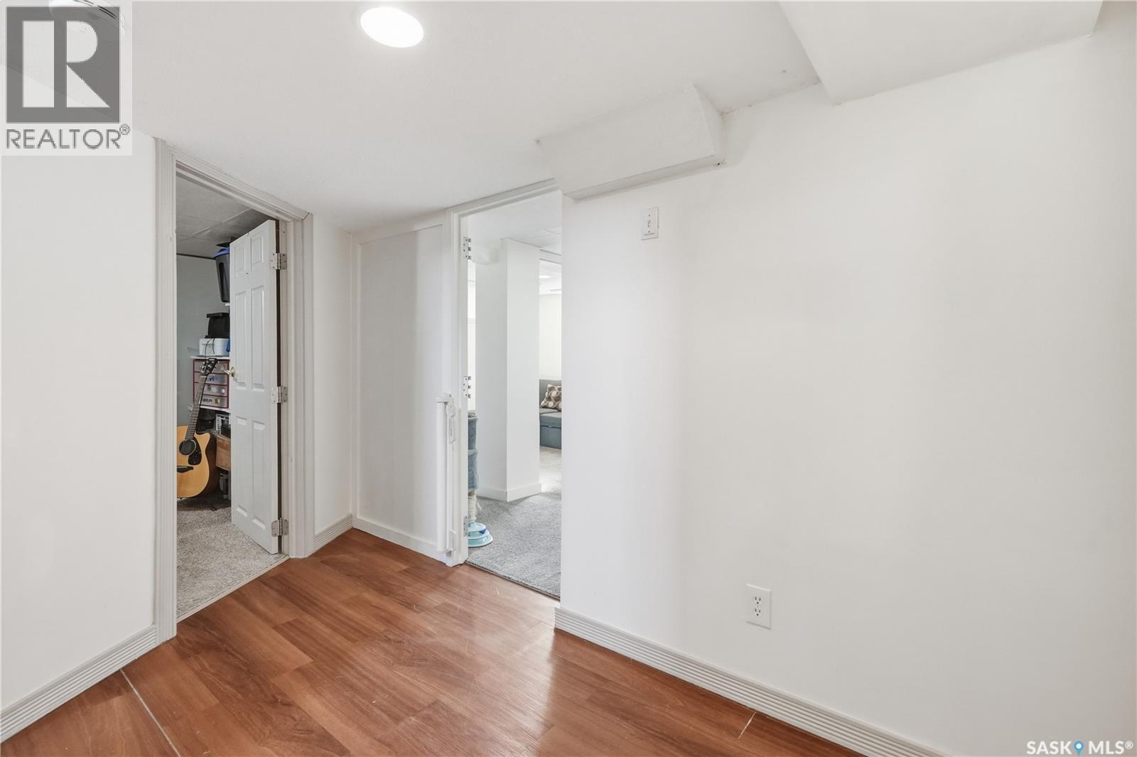 2425 Atkinson Street, Regina, SK - Indoor Photo Showing Other Room