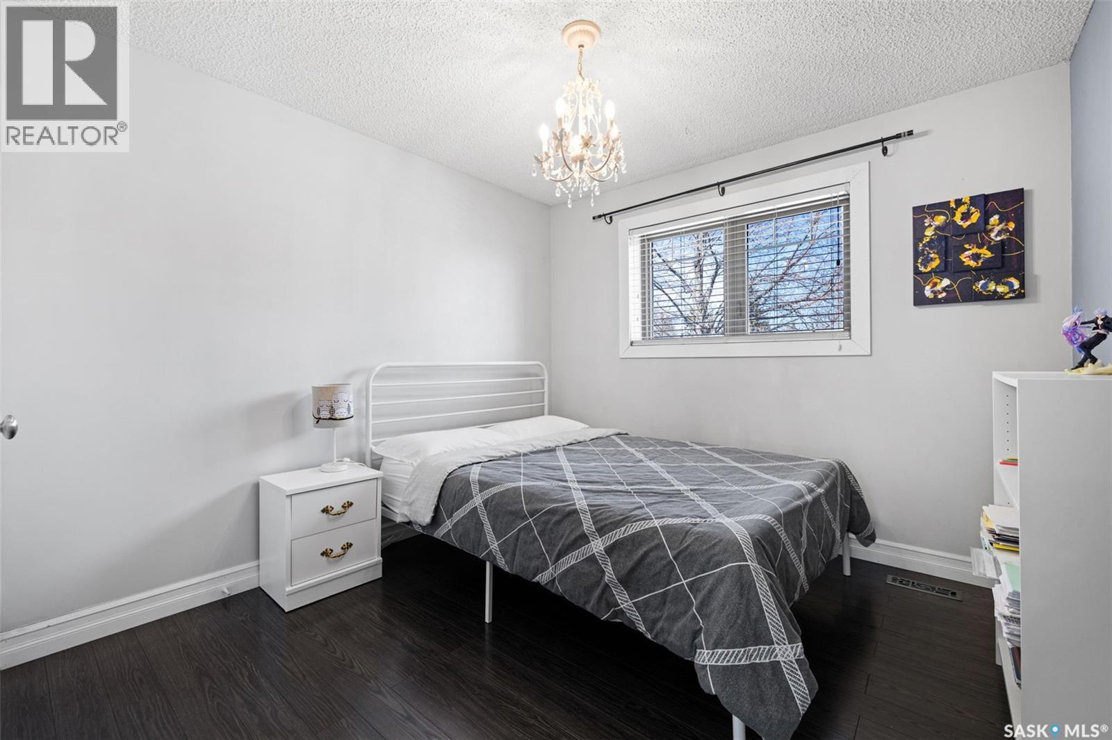 435 Christopher Road, Saskatoon, SK - Indoor Photo Showing Bedroom
