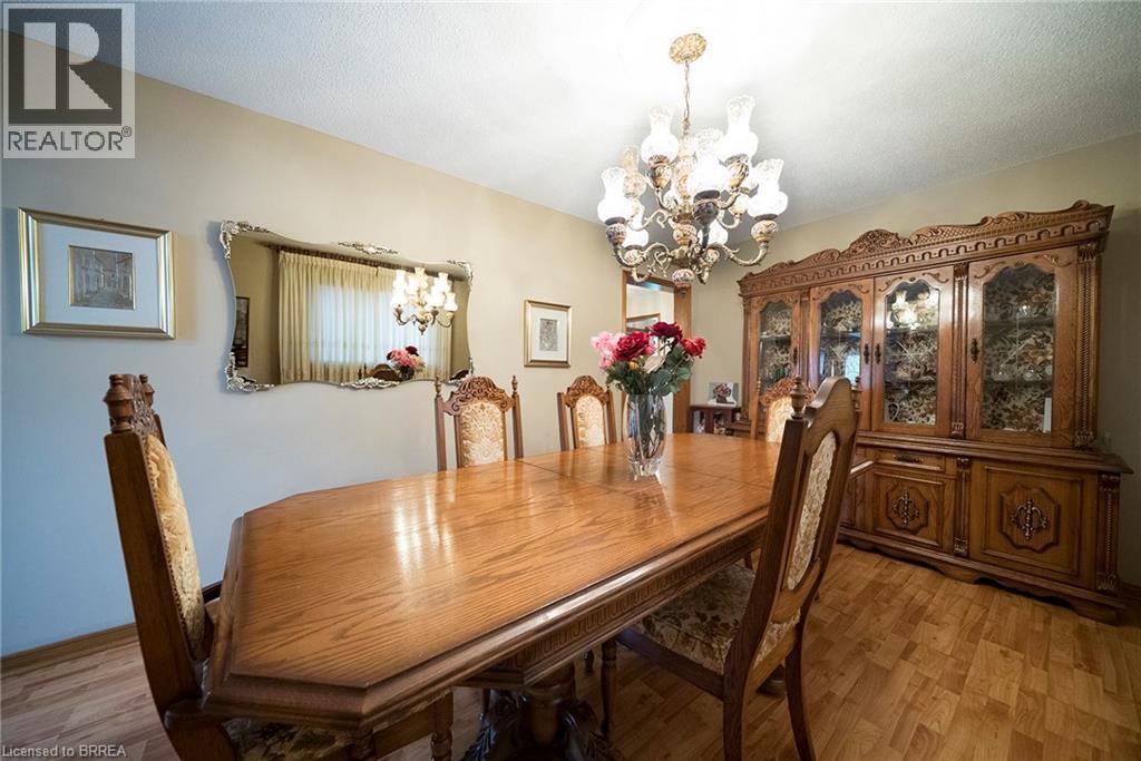 2057 Wincanton Crescent, Mississauga, ON - Indoor Photo Showing Dining Room