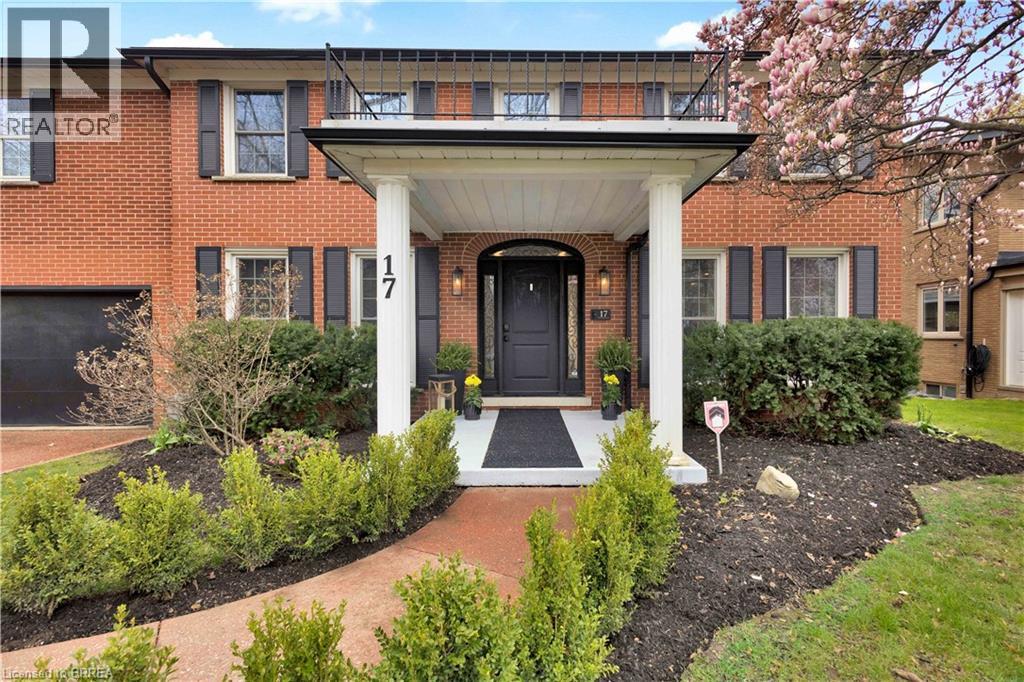17 Braemar Place, Hamilton, ON - Outdoor With Facade
