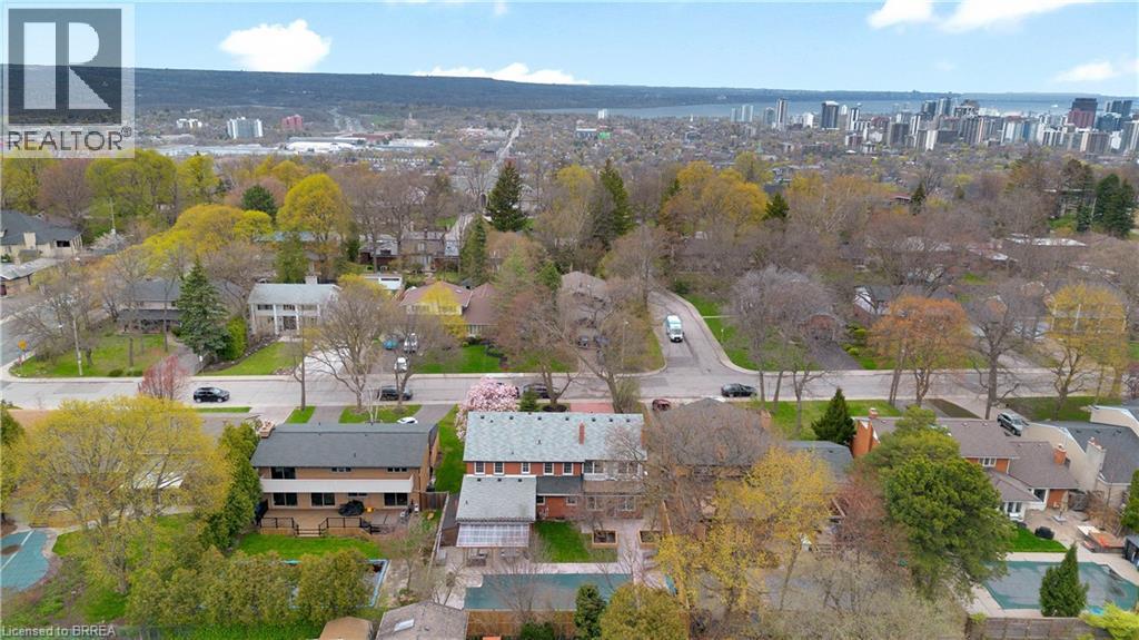17 Braemar Place, Hamilton, ON - Outdoor With View