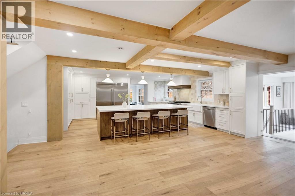 17 Braemar Place, Hamilton, ON - Indoor