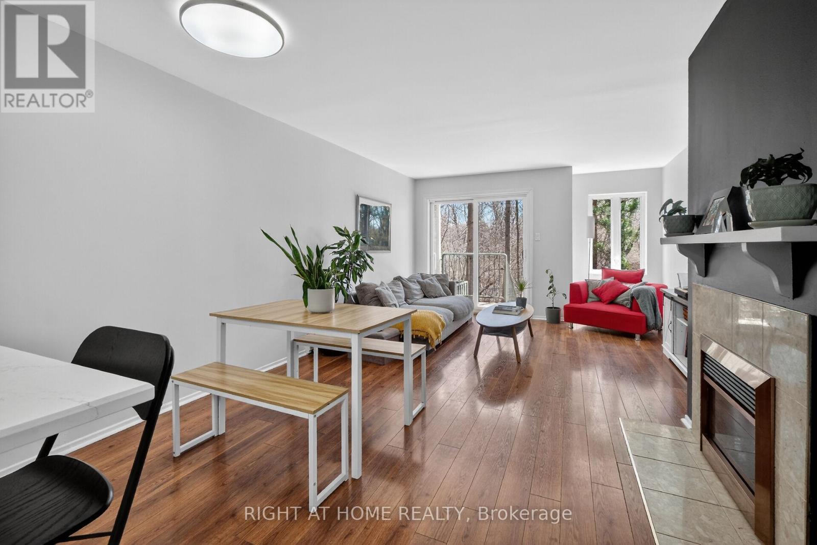 43 Crispin Private, Ottawa, ON - Indoor