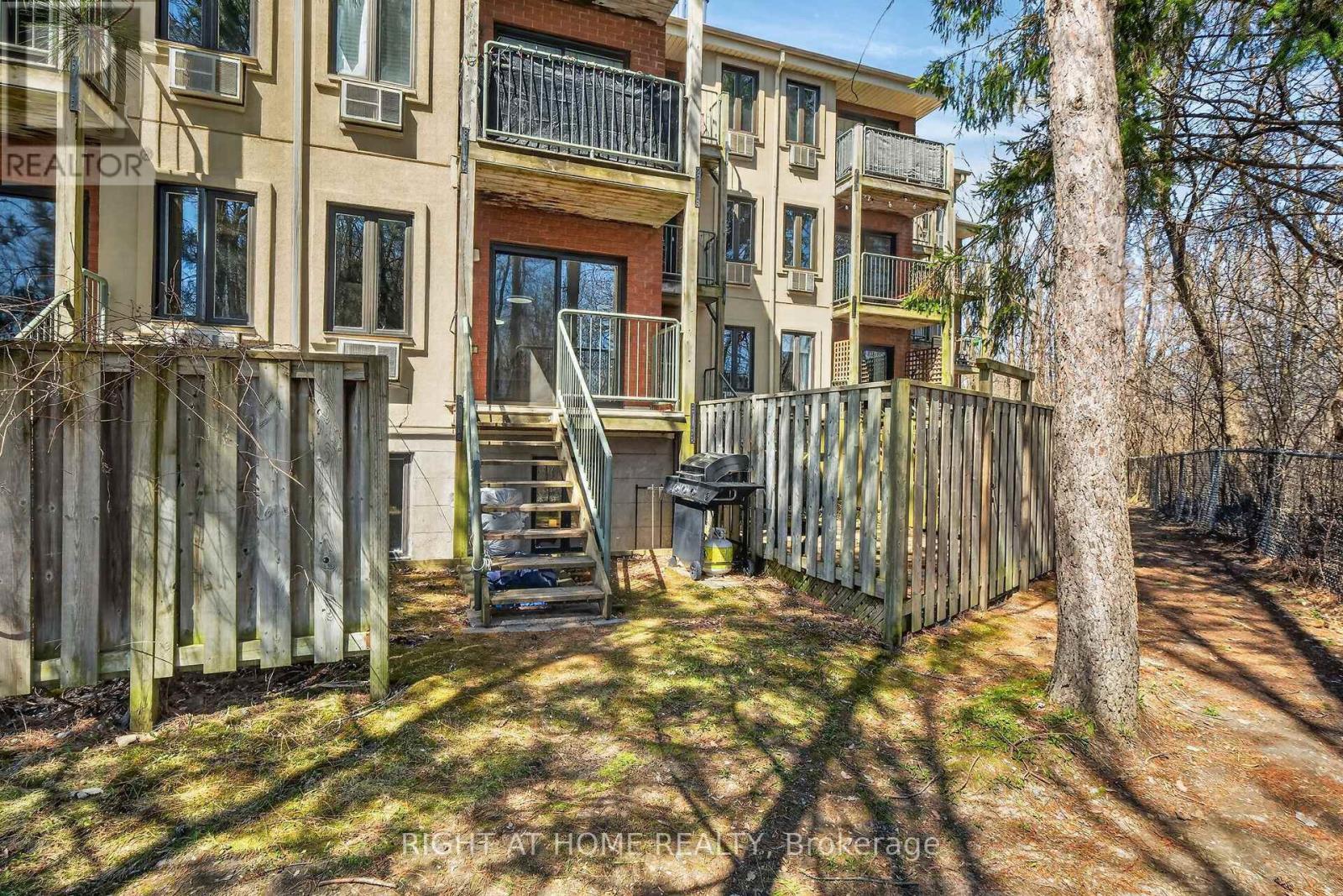 43 Crispin Private, Ottawa, ON - Outdoor With Balcony