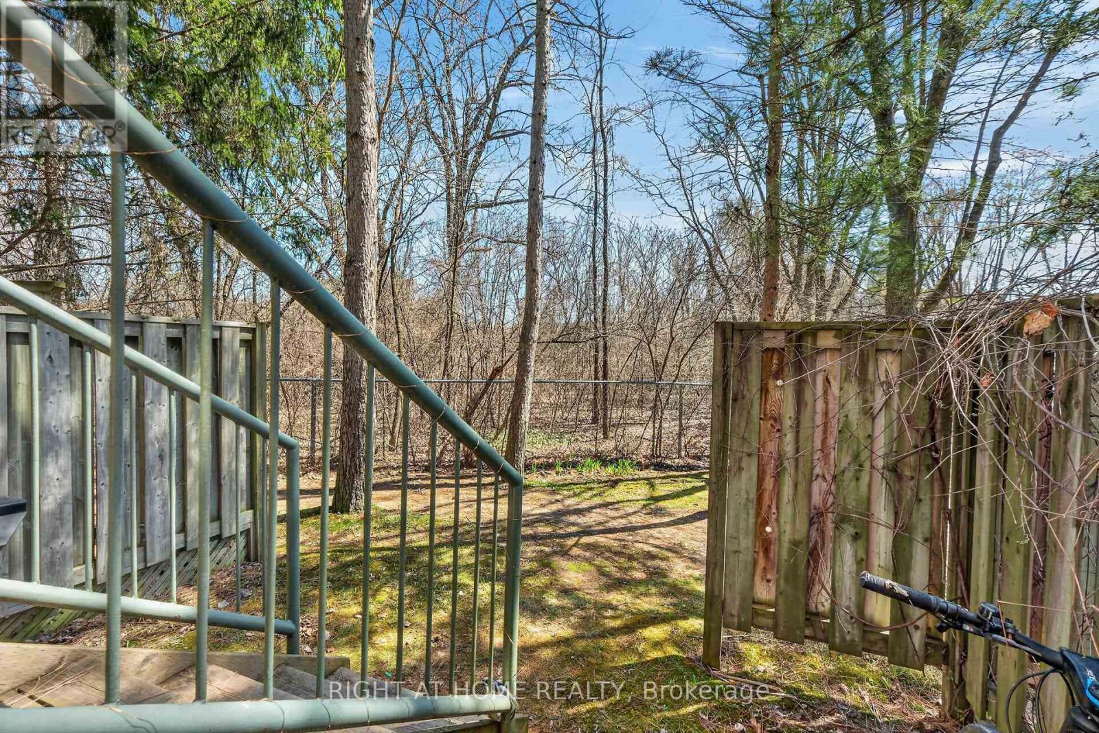43 Crispin Private, Ottawa, ON - Outdoor