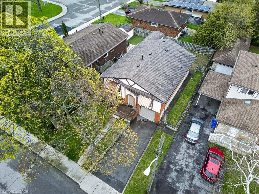 190 Deschene Avenue, Hamilton, ON - Outdoor