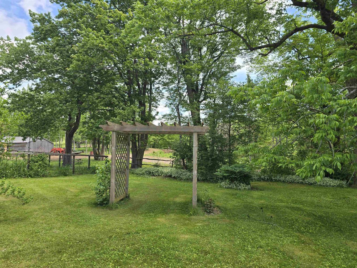 1106 Tetzlaff Road, Kentville, NS - Outdoor