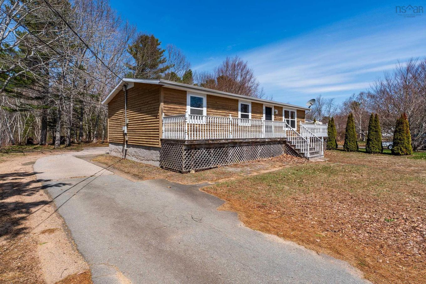 1 Pinecrest Drive, Middleton, NS