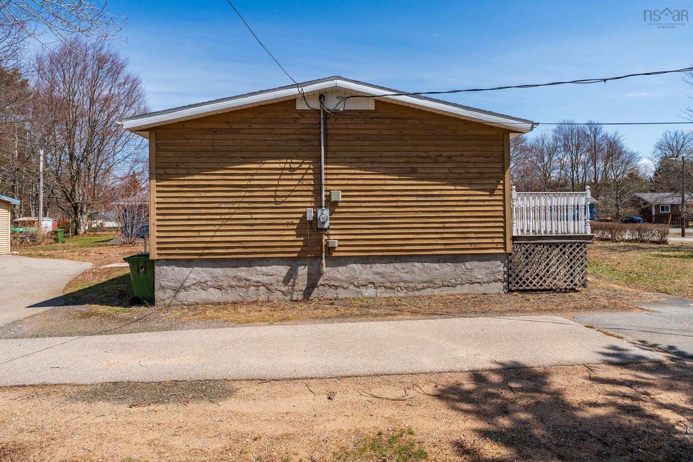 1 Pinecrest Drive, Middleton, NS
