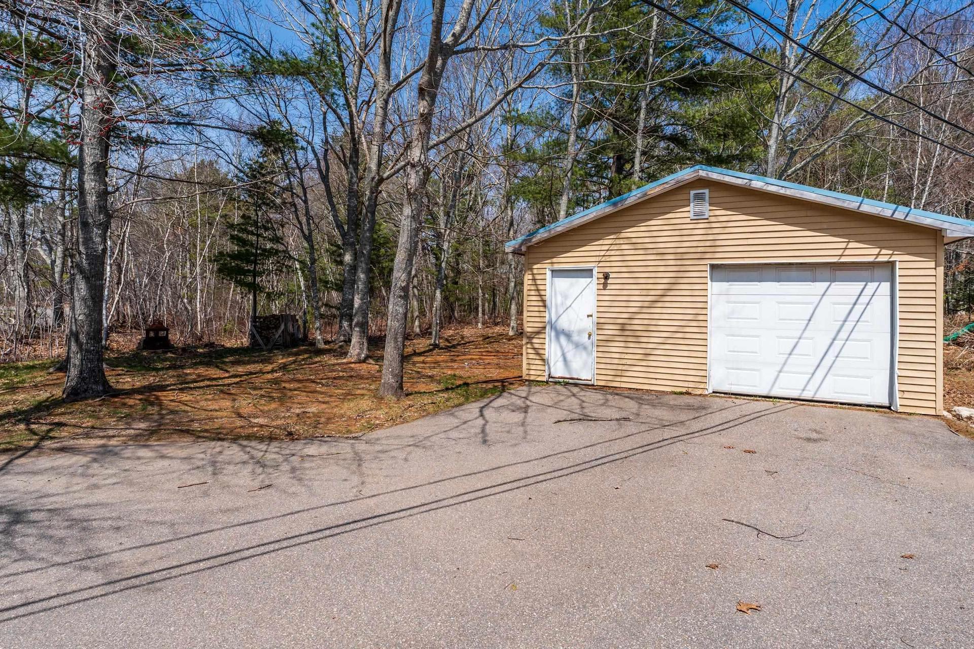 1 Pinecrest Drive, Middleton, NS
