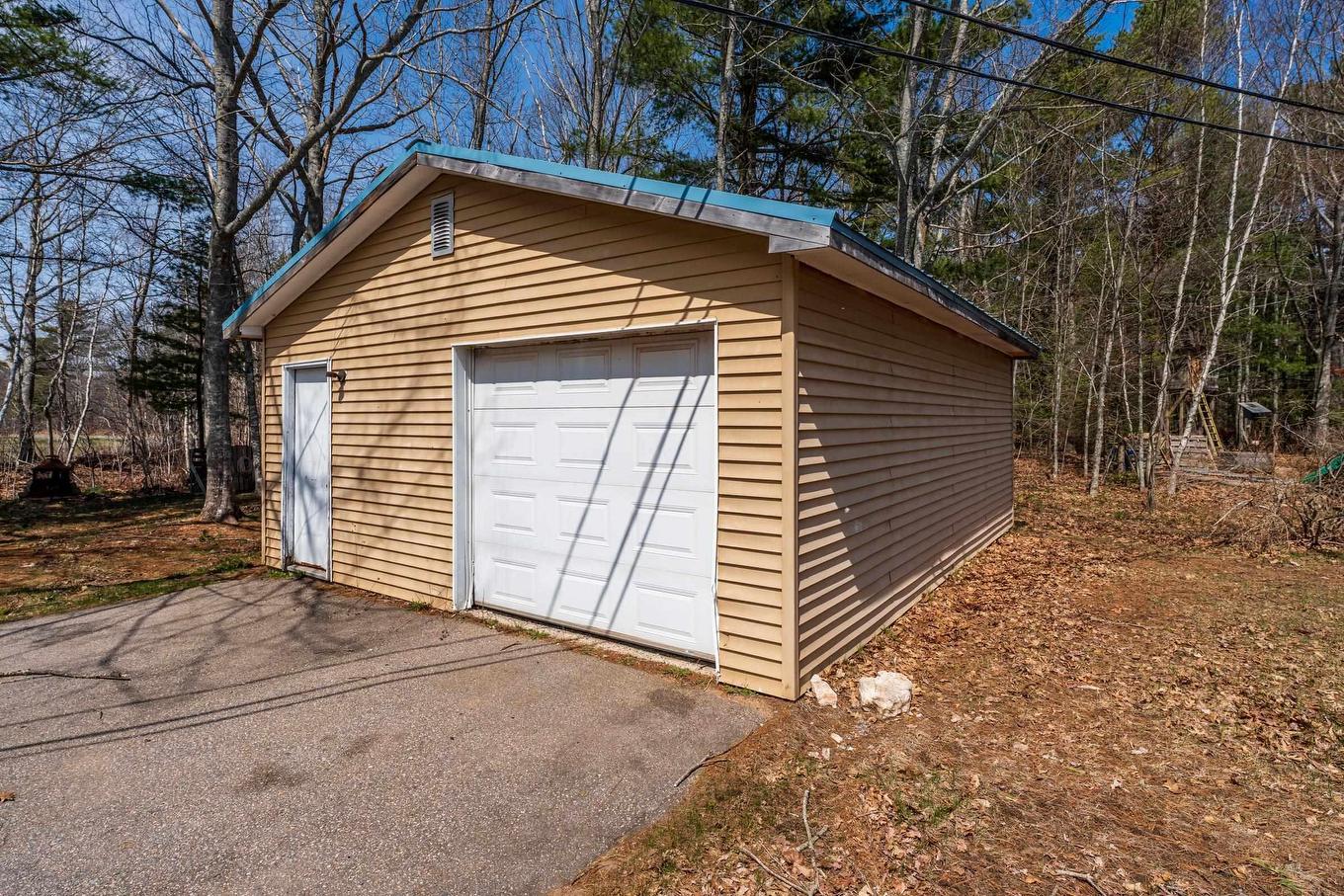 1 Pinecrest Drive, Middleton, NS