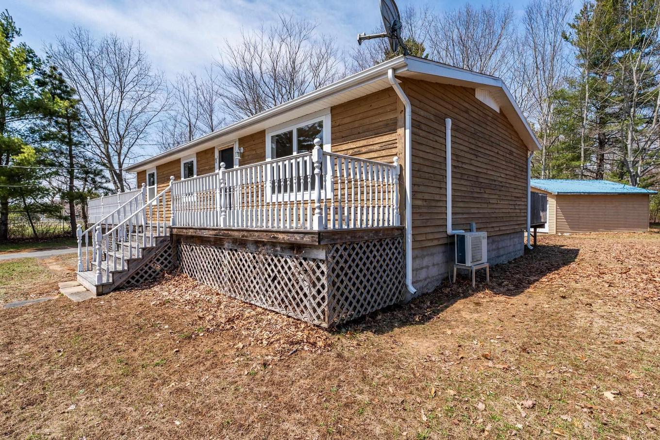 1 Pinecrest Drive, Middleton, NS