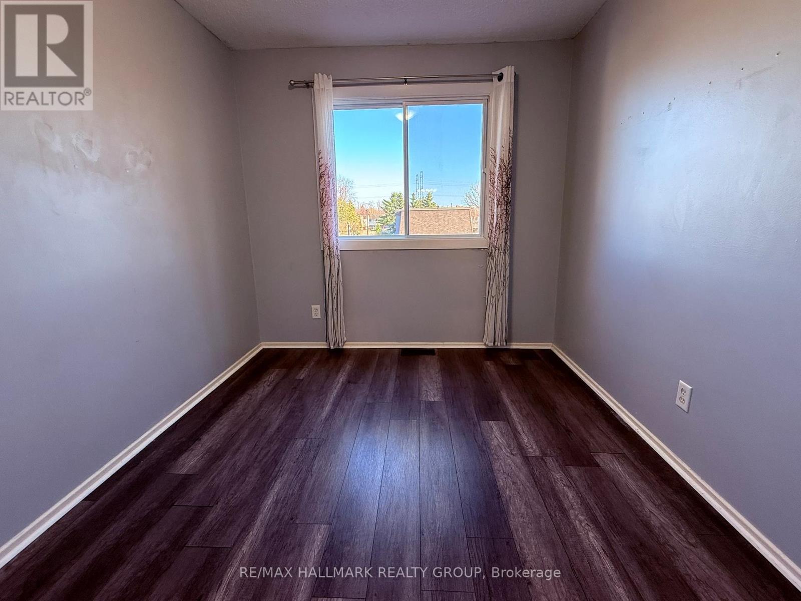 2912 Fairlea Crescent, Ottawa, ON - Indoor Photo Showing Other Room
