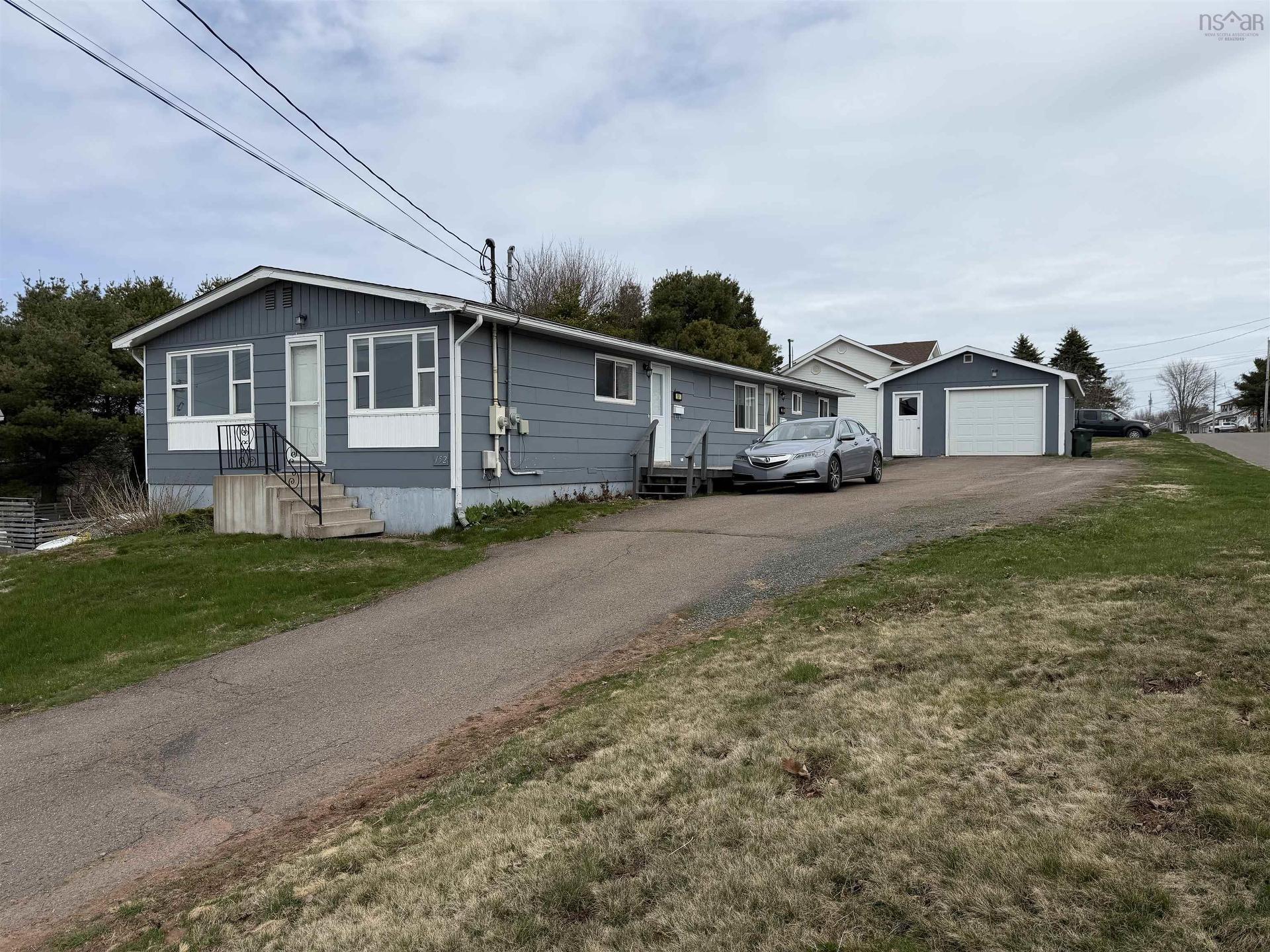152 Willow Street, Amherst, NS