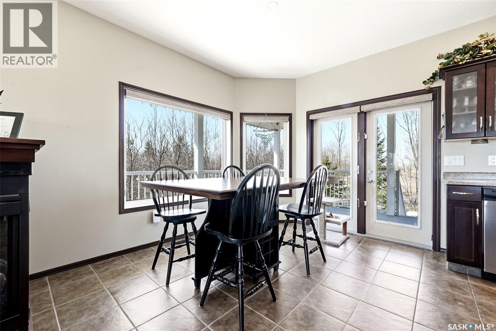 24 Bardel Crescent, Pilot Butte, SK - Indoor Photo Showing Dining Room
