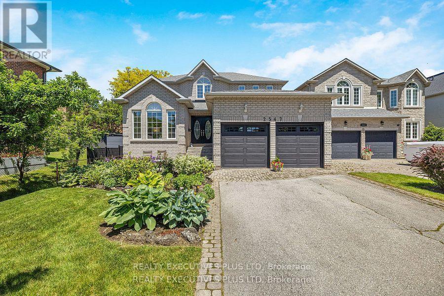 2547 Morrison Avenue, Mississauga, ON - Outdoor With Facade