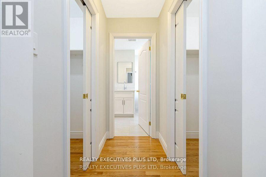 2547 Morrison Avenue, Mississauga, ON - Indoor Photo Showing Other Room