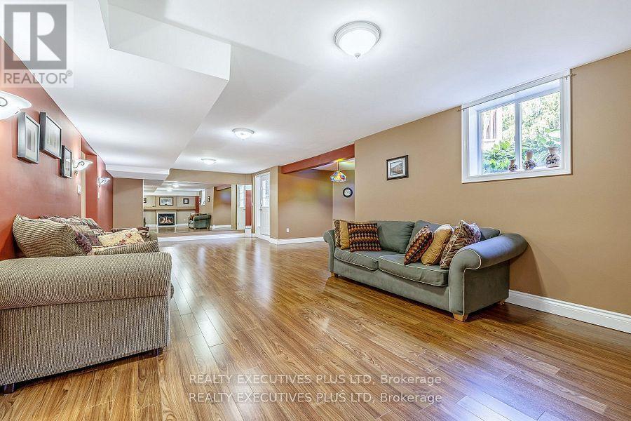 2547 Morrison Avenue, Mississauga, ON - Indoor Photo Showing Other Room