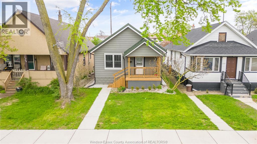 1046 Elsmere, Windsor, ON - Outdoor With Facade