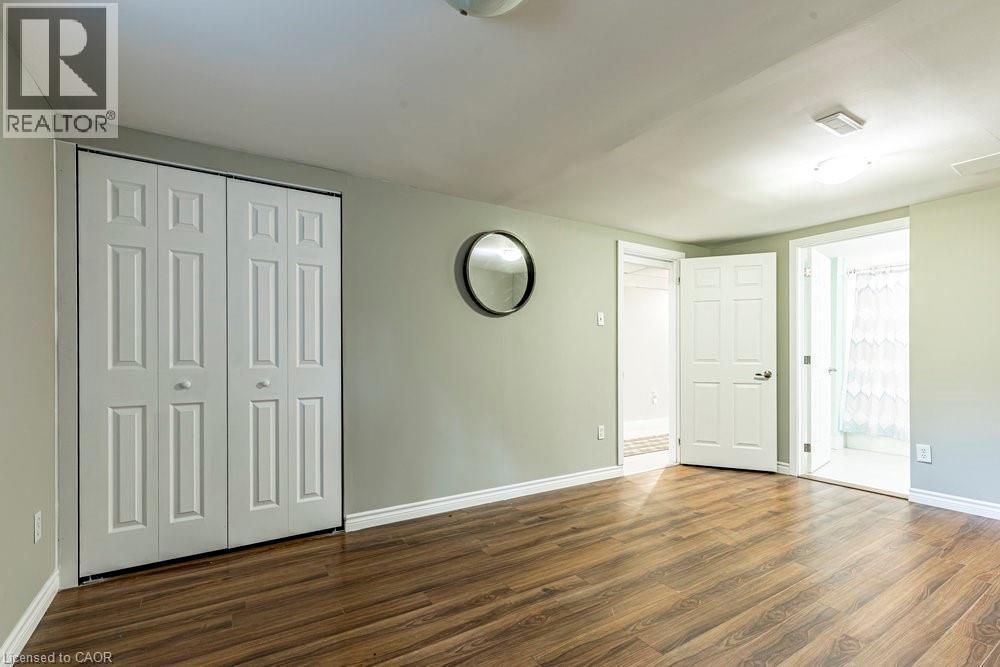1345 Ester Drive, Burlington, ON - Indoor Photo Showing Other Room