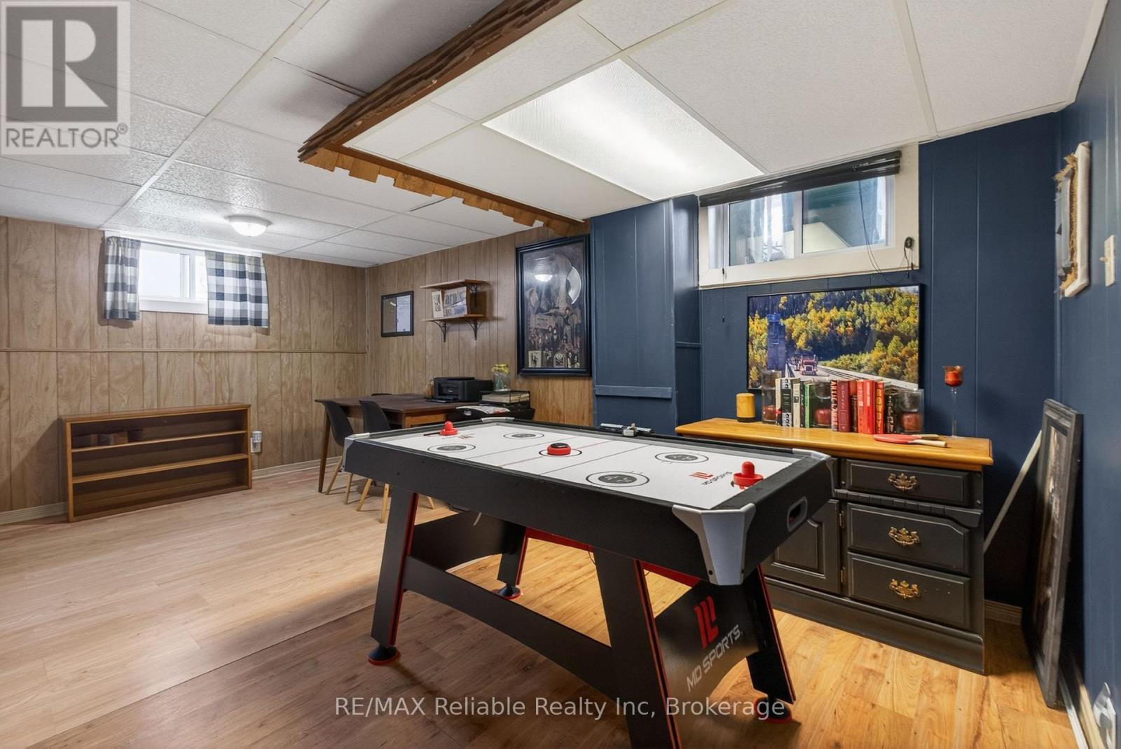 131 Cayley Street, Goderich (Goderich (Town)), ON - Indoor Photo Showing Other Room