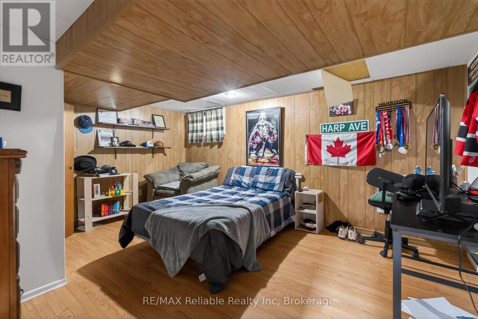 131 Cayley Street, Goderich (Goderich (Town)), ON - Indoor Photo Showing Bedroom