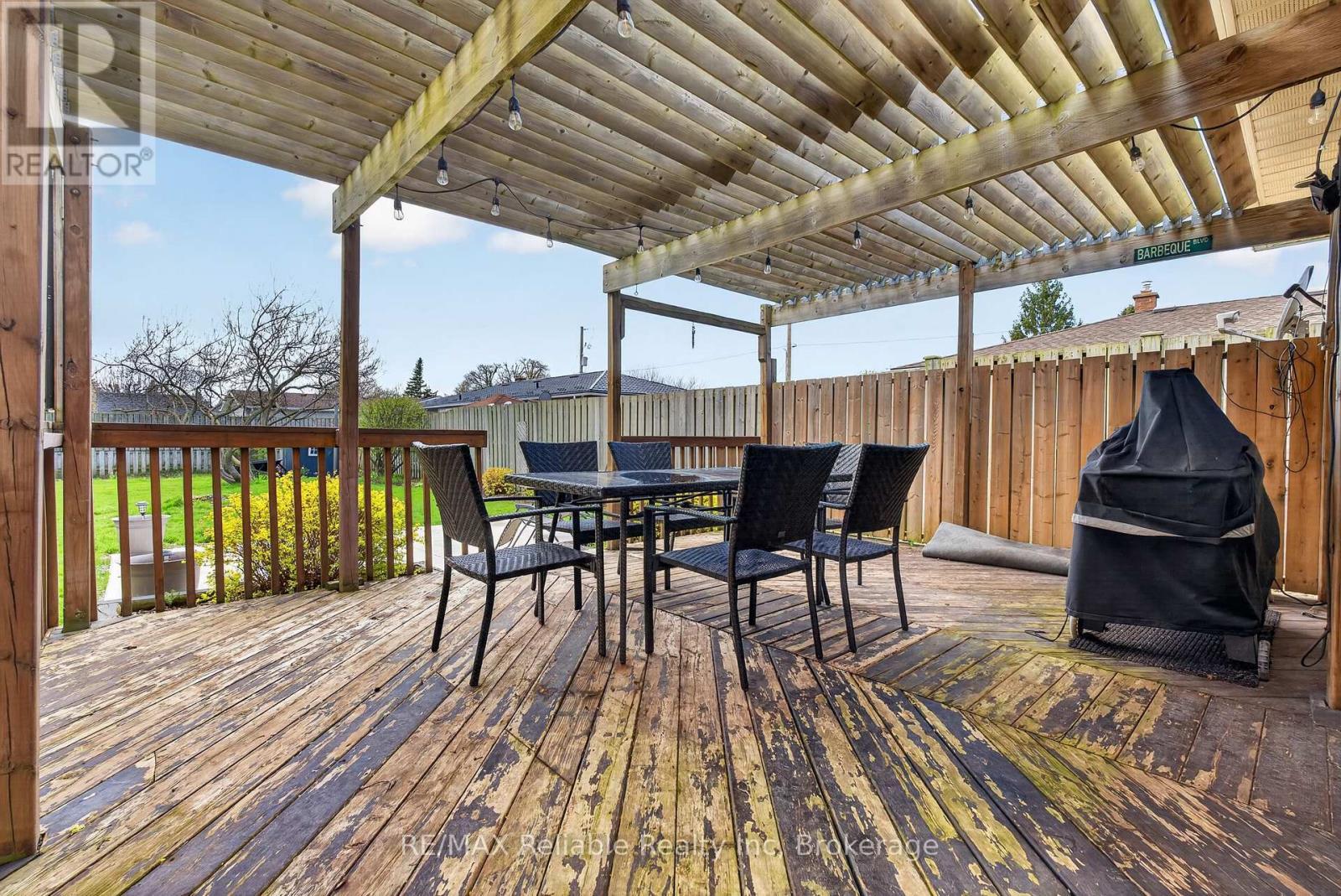 131 Cayley Street, Goderich (Goderich (Town)), ON - Outdoor With Deck Patio Veranda With Exterior