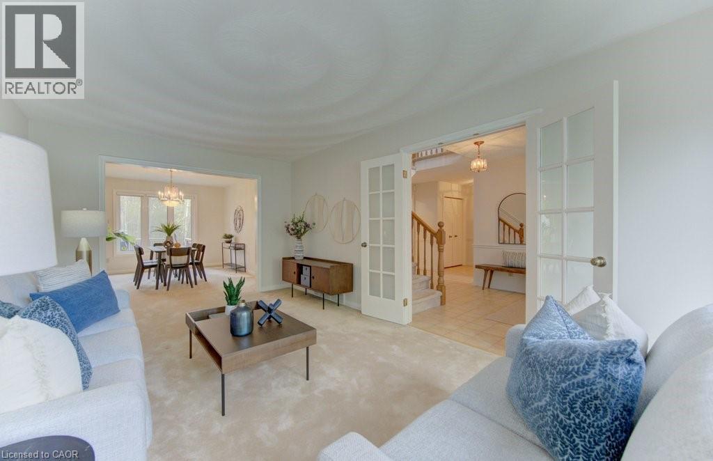 333 Calvington Place, Waterloo, ON - Indoor Photo Showing Living Room