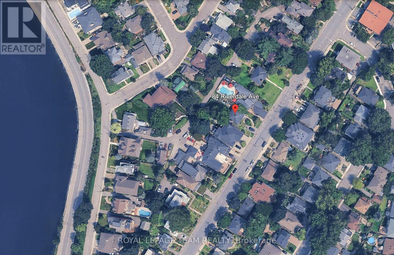 Access to back lane behind property from Echo Dr. - 84 Riverdale Avenue, Ottawa, ON -