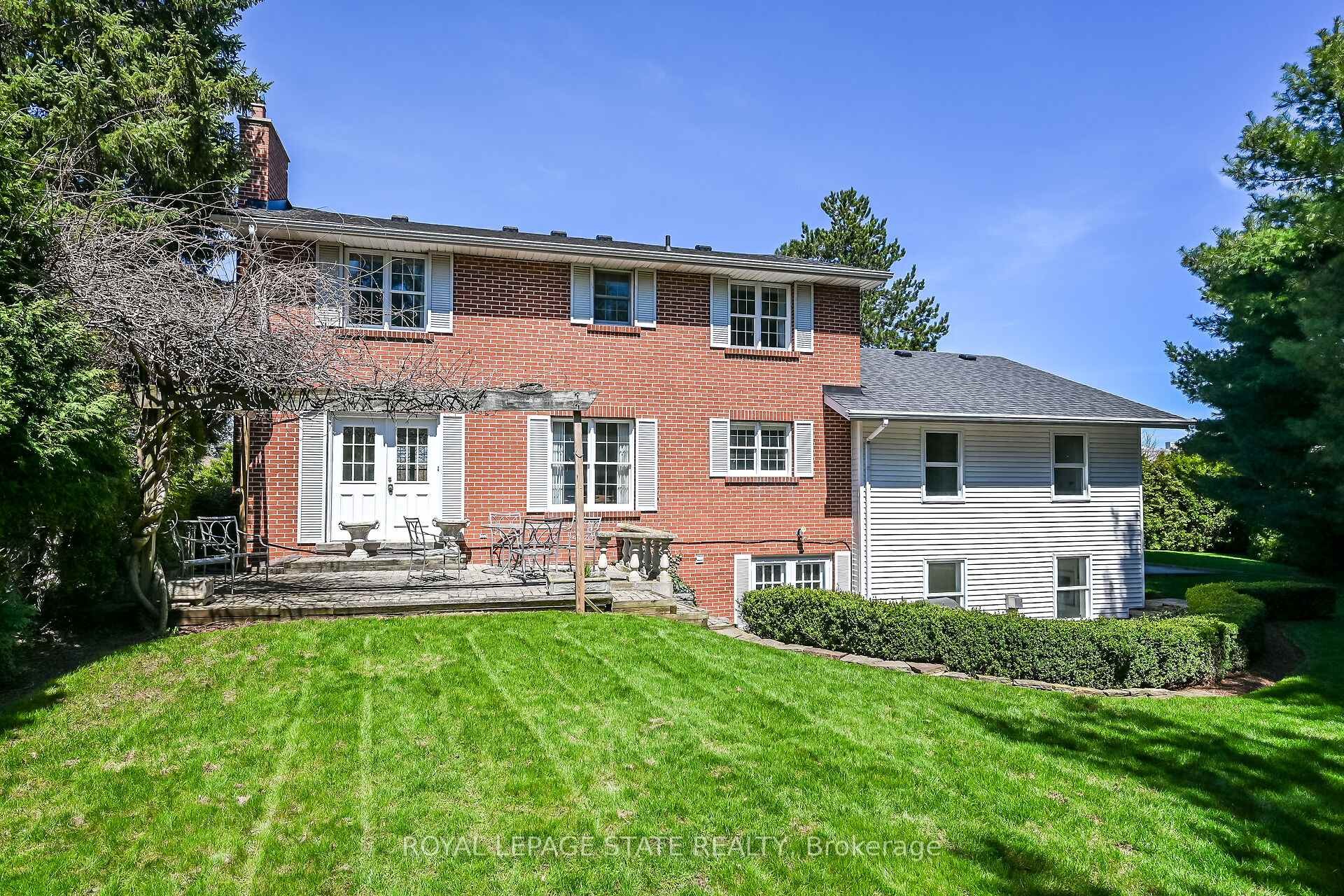126 Forest Hill Crescent, Hamilton, ON - Outdoor