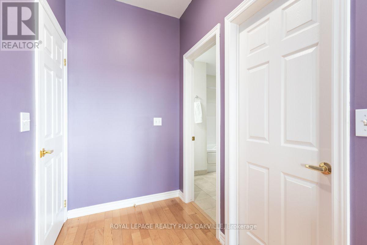 403 - 1499 Nottinghill Gate, Oakville, ON - Indoor Photo Showing Other Room