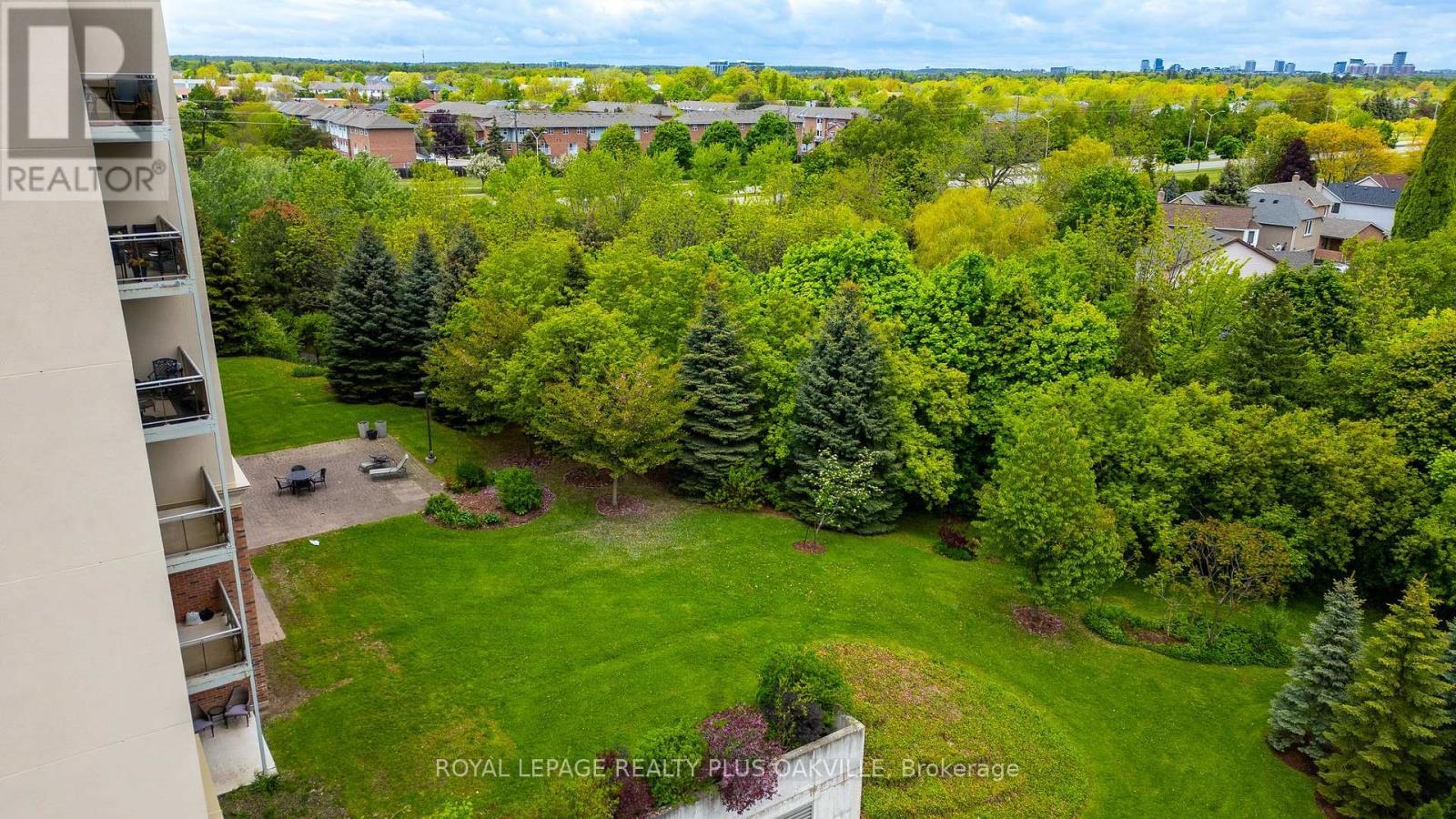 403 - 1499 Nottinghill Gate, Oakville, ON - Outdoor With View